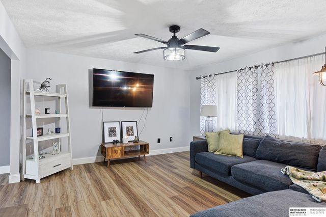 2001 Lincoln Avenue, Plattsmouth, NE 68048