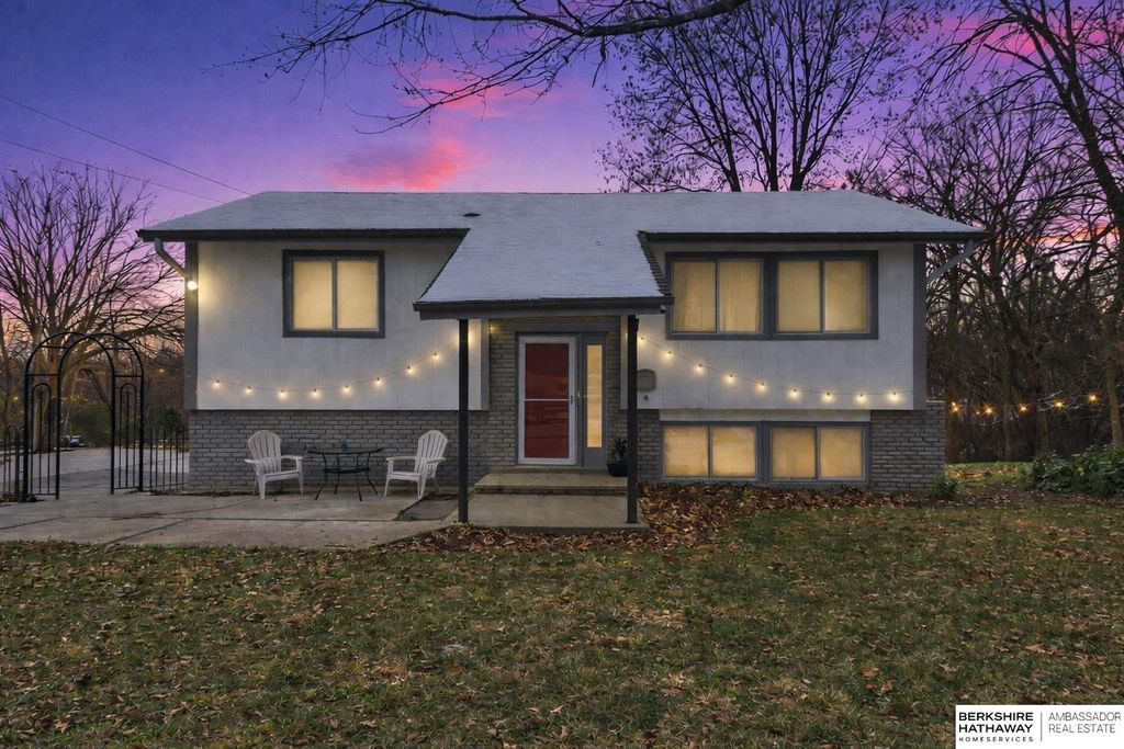 2001 Lincoln Avenue, Plattsmouth, NE 68048