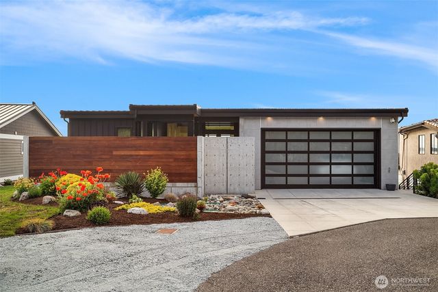 1104 Bayshore Drive, Camano Island, WA 98282