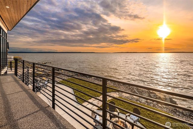 1104 Bayshore Drive, Camano Island, WA 98282