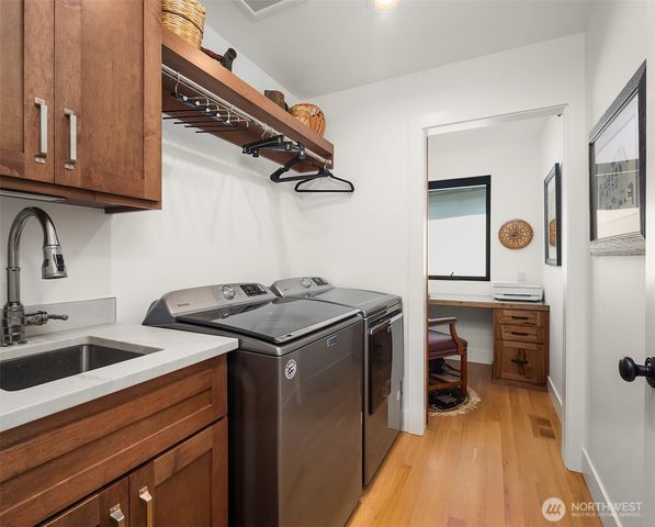 1104 Bayshore Drive, Camano Island, WA 98282