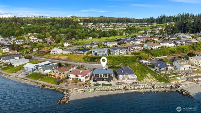 1104 Bayshore Drive, Camano Island, WA 98282