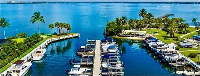 14490 Laguna DR, Fort Myers, FL 33908