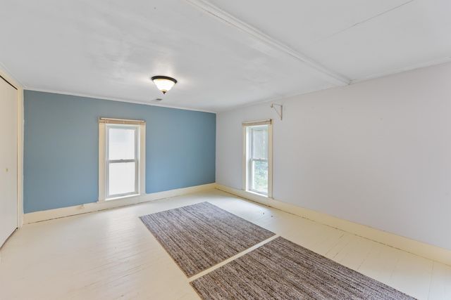 415 E 4th, Newton, KS 67114