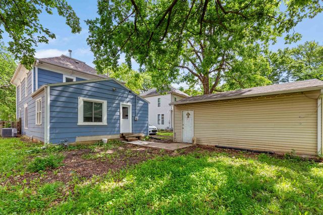 415 E 4th, Newton, KS 67114