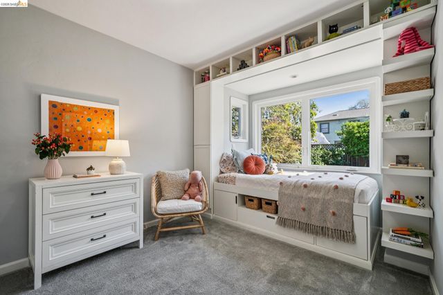 5830 Sutter Ave, Richmond, CA 94804