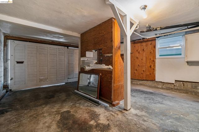 5830 Sutter Ave, Richmond, CA 94804