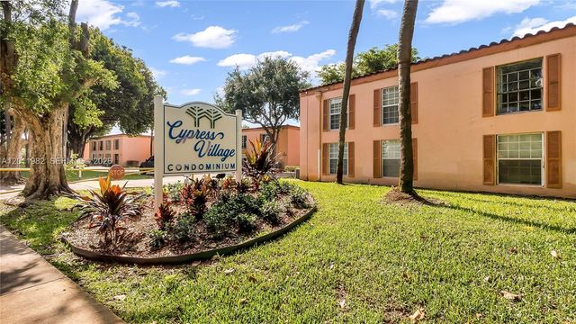 7231 Miami Lakes Dr C5, Miami Lakes, FL 33014