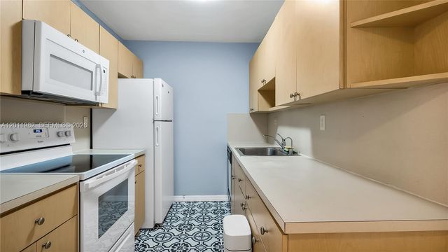 7231 Miami Lakes Dr C5, Miami Lakes, FL 33014