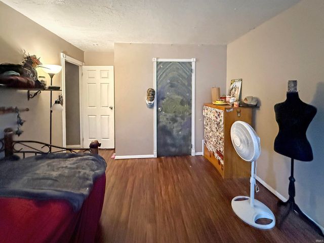 6699 Heritage Drive, Newburgh, IN 47630