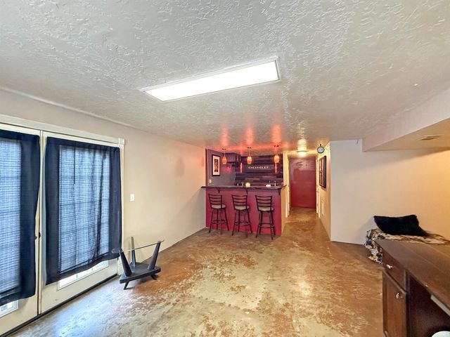 6699 Heritage Drive, Newburgh, IN 47630