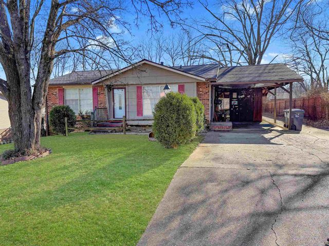 6699 Heritage Drive, Newburgh, IN 47630