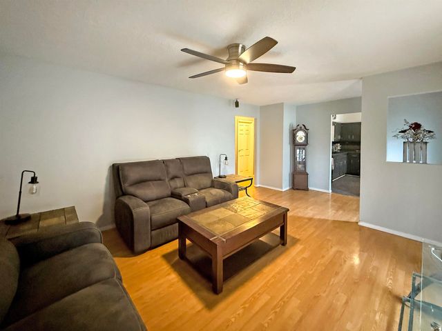 6699 Heritage Drive, Newburgh, IN 47630