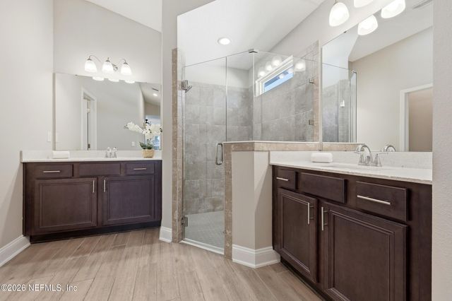 2930 OAK STREAM Drive, Green Cove Springs, FL 32043