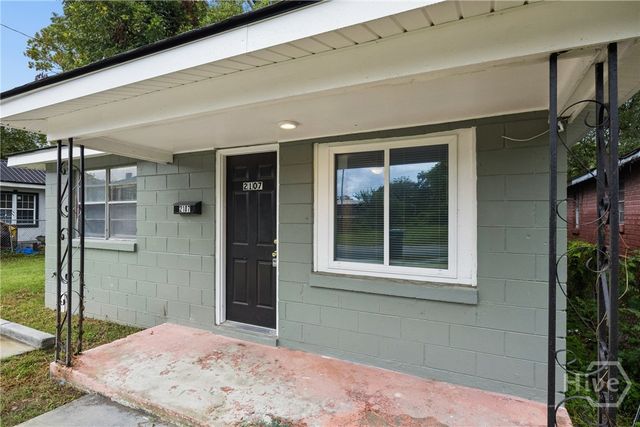2107 Augusta Avenue, Savannah, GA 31415