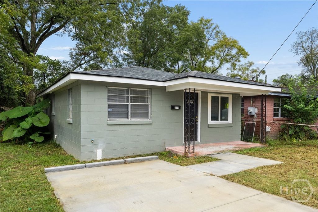 2107 Augusta Avenue, Savannah, GA 31415