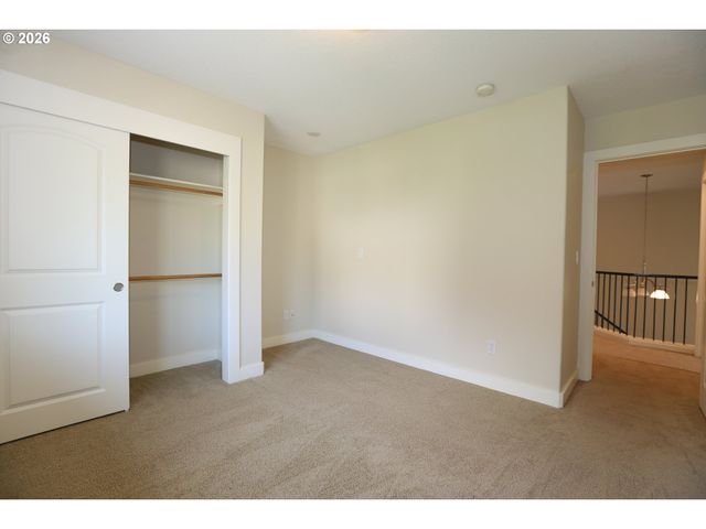 16108 Se GOOSEHOLLOW Dr, Damascus, OR 97089