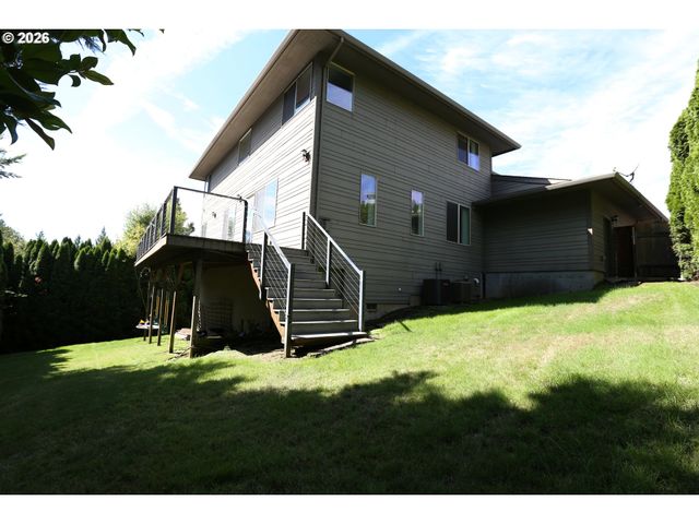 16108 Se GOOSEHOLLOW Dr, Damascus, OR 97089