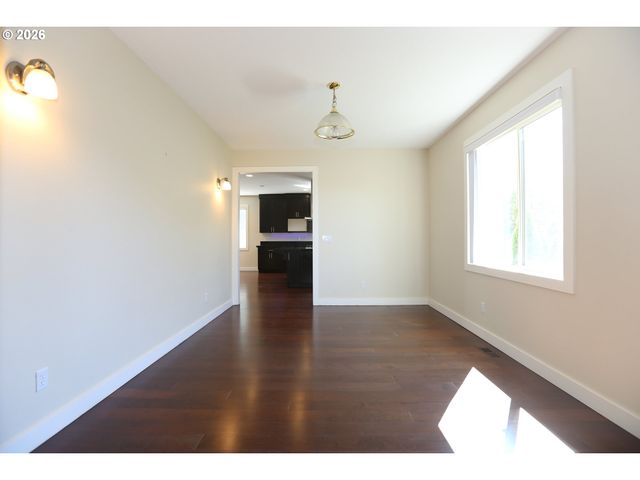 16108 Se GOOSEHOLLOW Dr, Damascus, OR 97089
