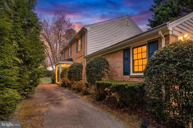 4417 WAKEFIELD CHAPEL RD, Annandale, VA 22003