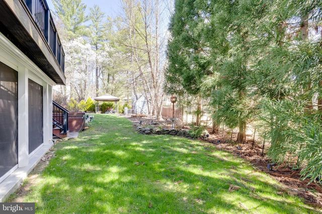 4417 WAKEFIELD CHAPEL RD, Annandale, VA 22003