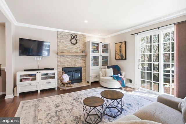 4417 WAKEFIELD CHAPEL RD, Annandale, VA 22003