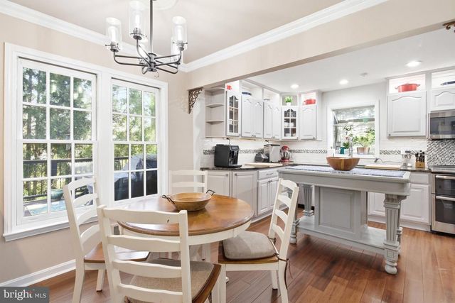 4417 WAKEFIELD CHAPEL RD, Annandale, VA 22003