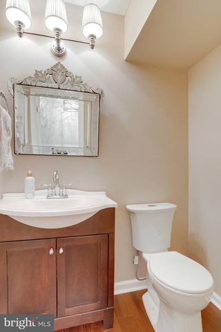 4417 WAKEFIELD CHAPEL RD, Annandale, VA 22003