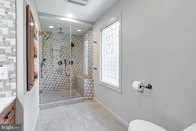 4417 WAKEFIELD CHAPEL RD, Annandale, VA 22003