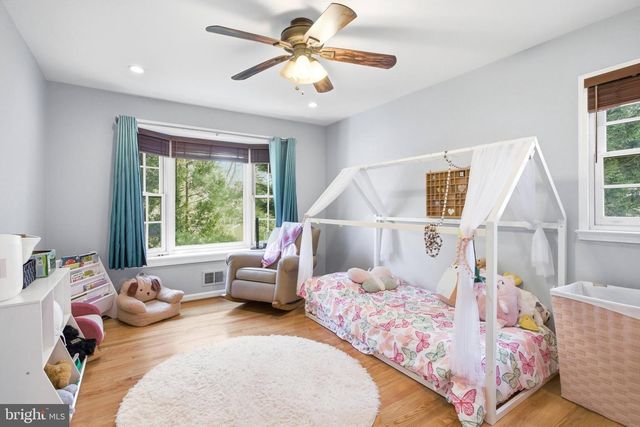 4417 WAKEFIELD CHAPEL RD, Annandale, VA 22003