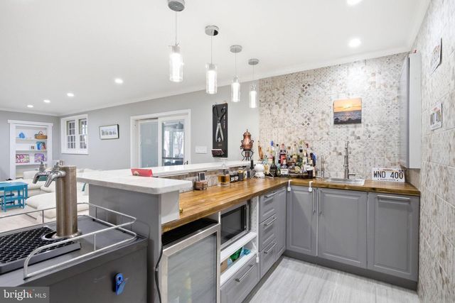 4417 WAKEFIELD CHAPEL RD, Annandale, VA 22003