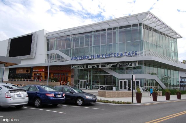 4417 WAKEFIELD CHAPEL RD, Annandale, VA 22003