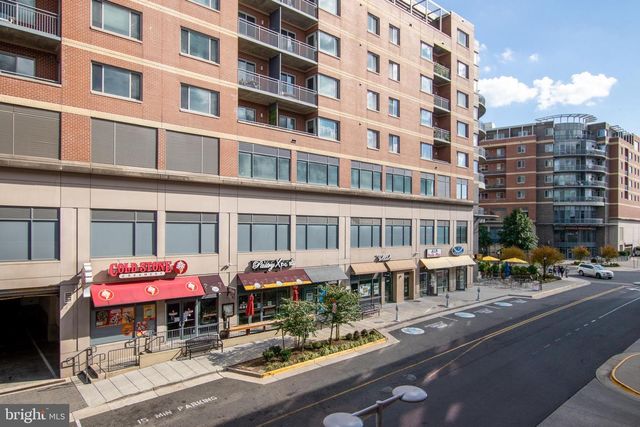 4417 WAKEFIELD CHAPEL RD, Annandale, VA 22003