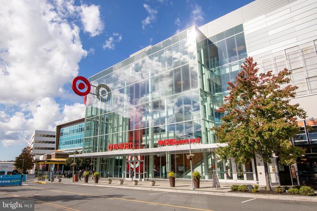 4417 WAKEFIELD CHAPEL RD, Annandale, VA 22003