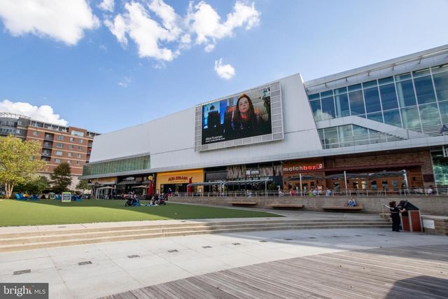 4417 WAKEFIELD CHAPEL RD, Annandale, VA 22003