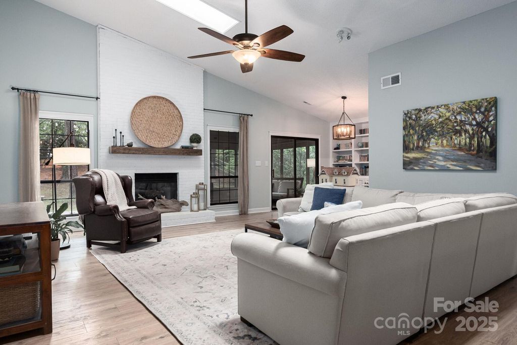7024 Stillmeadow Drive, Charlotte, NC 28277
