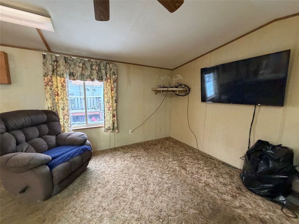 1255 Frontage Road 18, Columbia Falls, MT 59912 photo 3