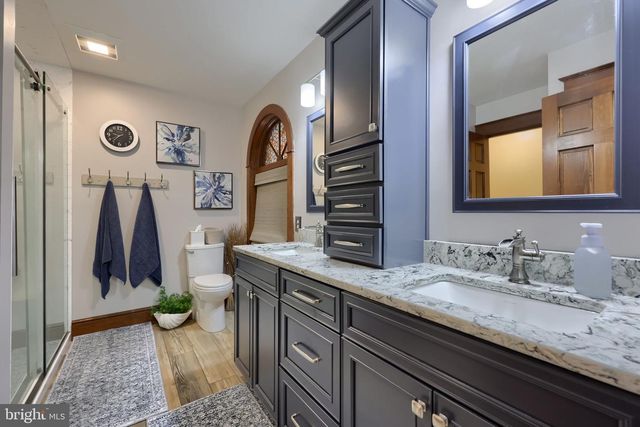 1701 HICKORY DR, Lebanon, PA 17042