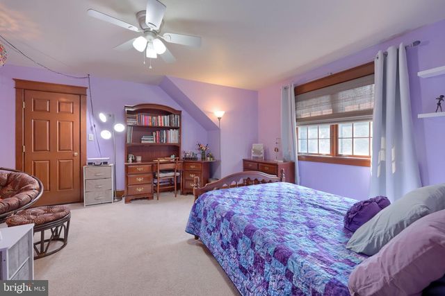 1701 HICKORY DR, Lebanon, PA 17042