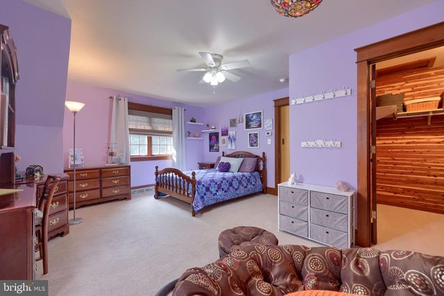 1701 HICKORY DR, Lebanon, PA 17042