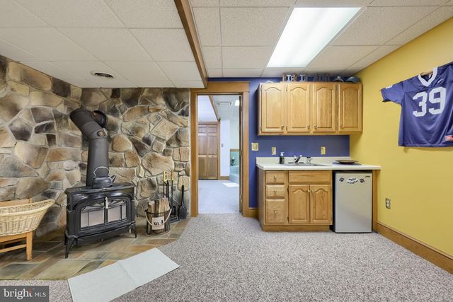 1701 HICKORY DR, Lebanon, PA 17042