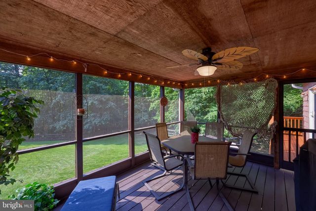 1701 HICKORY DR, Lebanon, PA 17042