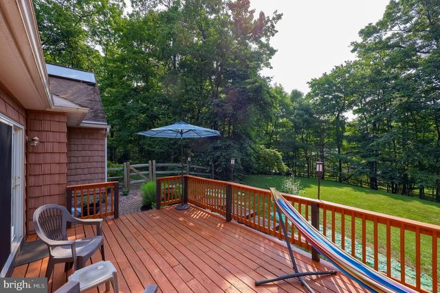 1701 HICKORY DR, Lebanon, PA 17042