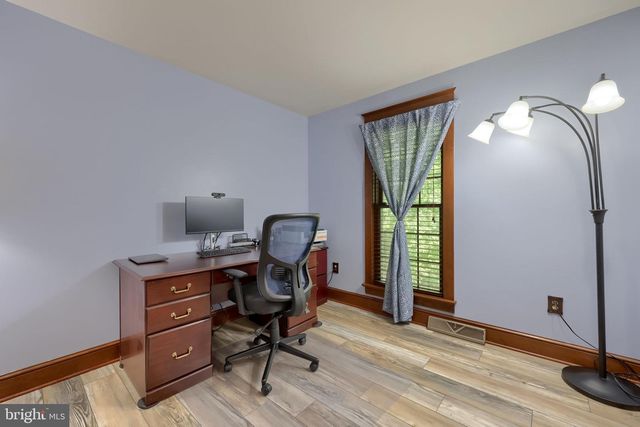 1701 HICKORY DR, Lebanon, PA 17042