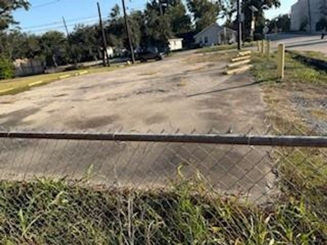 4601 Lyons Avenue, Houston, TX 77020