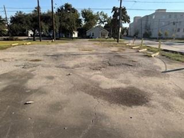 4601 Lyons Avenue, Houston, TX 77020