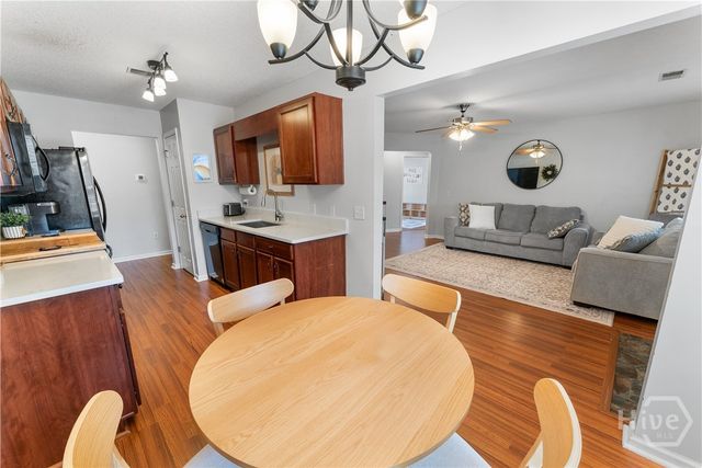 125 Knotty Pine Circle, Springfield, GA 31329