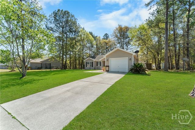 125 Knotty Pine Circle, Springfield, GA 31329