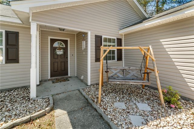 125 Knotty Pine Circle, Springfield, GA 31329