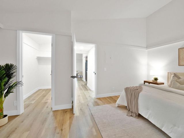 500 W Middlefield Road 170, Mountain View, CA 94043